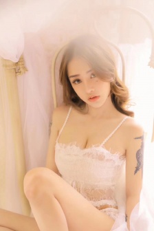 国产乱真实伦精彩对白在线